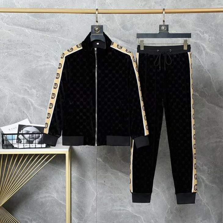 Picture of Gucci Sweater Suits _SKUGucciM-3XL25wr0839814